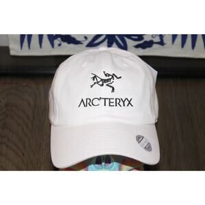 Arc'teryx Dad Hat White